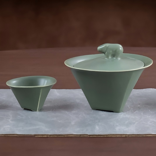 Celadon Gaiwan Tea Set with Rhino Lid – Ceramic Tea Set with Cups | Orithing
