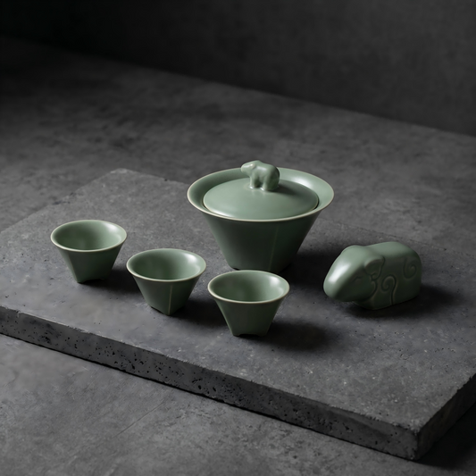 Celadon Gaiwan Tea Set with Rhino Lid – Ceramic Tea Set with Cups | Orithing
