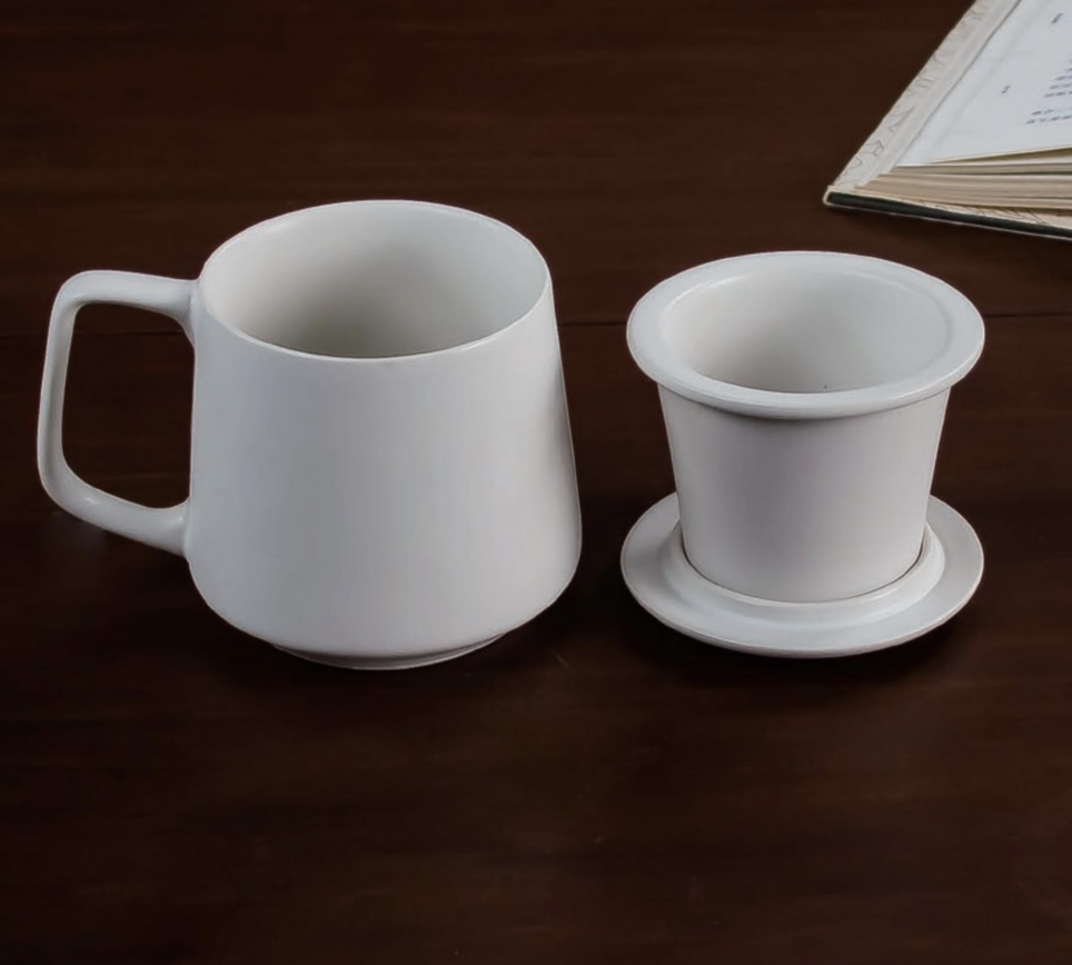 White Porcelain Tea Mug with Infuser & Lid – Minimalist Ceramic Tea Cup for Loose Leaf Tea | Orithing