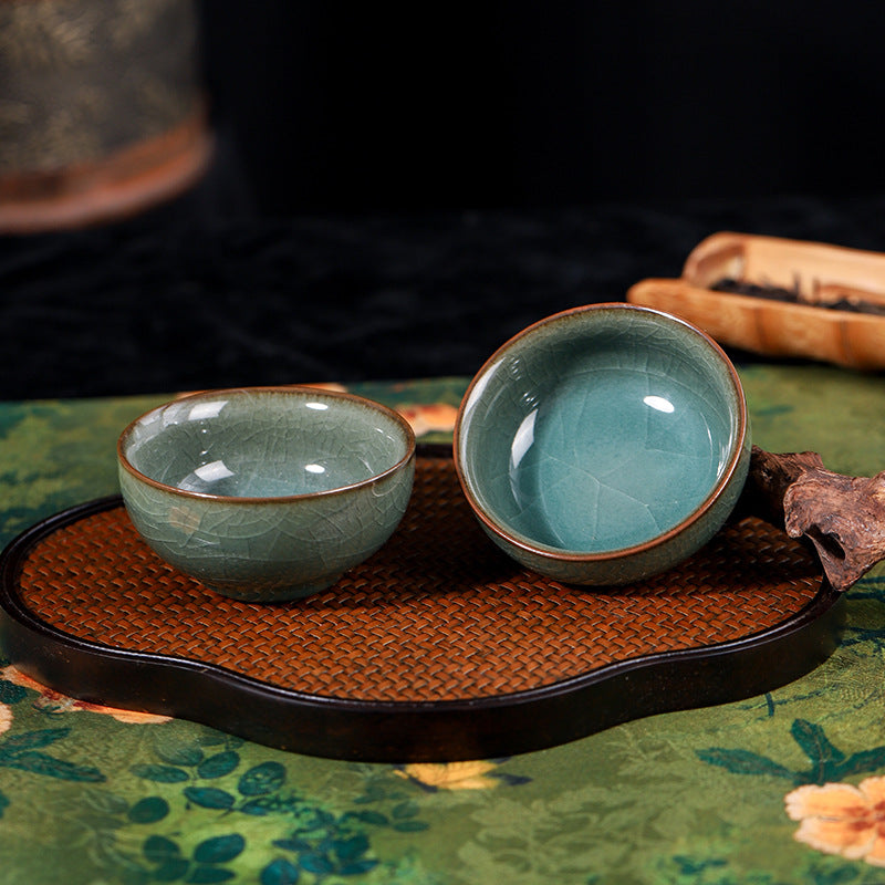 Handcrafted Celadon Teacup - Ge Kiln Ice-Crack Glaze