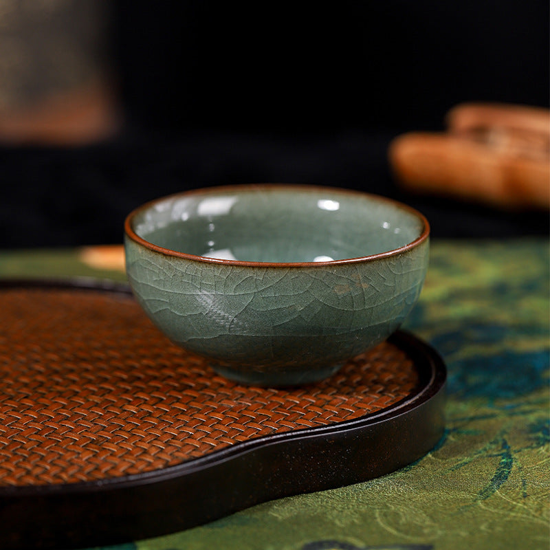 Handcrafted Celadon Teacup - Ge Kiln Ice-Crack Glaze