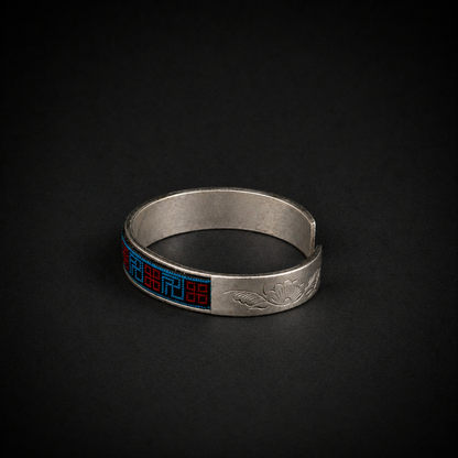 Hand-Embroidered Silver Cuff Bracelet – Traditional Xixiu Artisan Bangle
