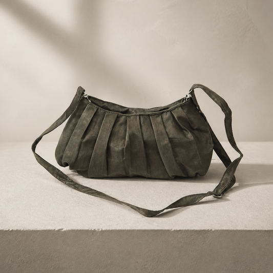 Xiangyun Silk Cloud Shoulder Bag – Black Minimalist Underarm Bag with Adjustable Strap | Orithing