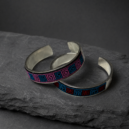 Hand-Embroidered Silver Cuff Bracelet – Traditional Xixiu Artisan Bangle