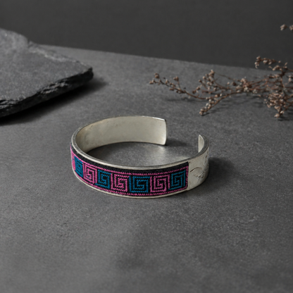 Hand-Embroidered Silver Cuff Bracelet – Traditional Xixiu Artisan Bangle